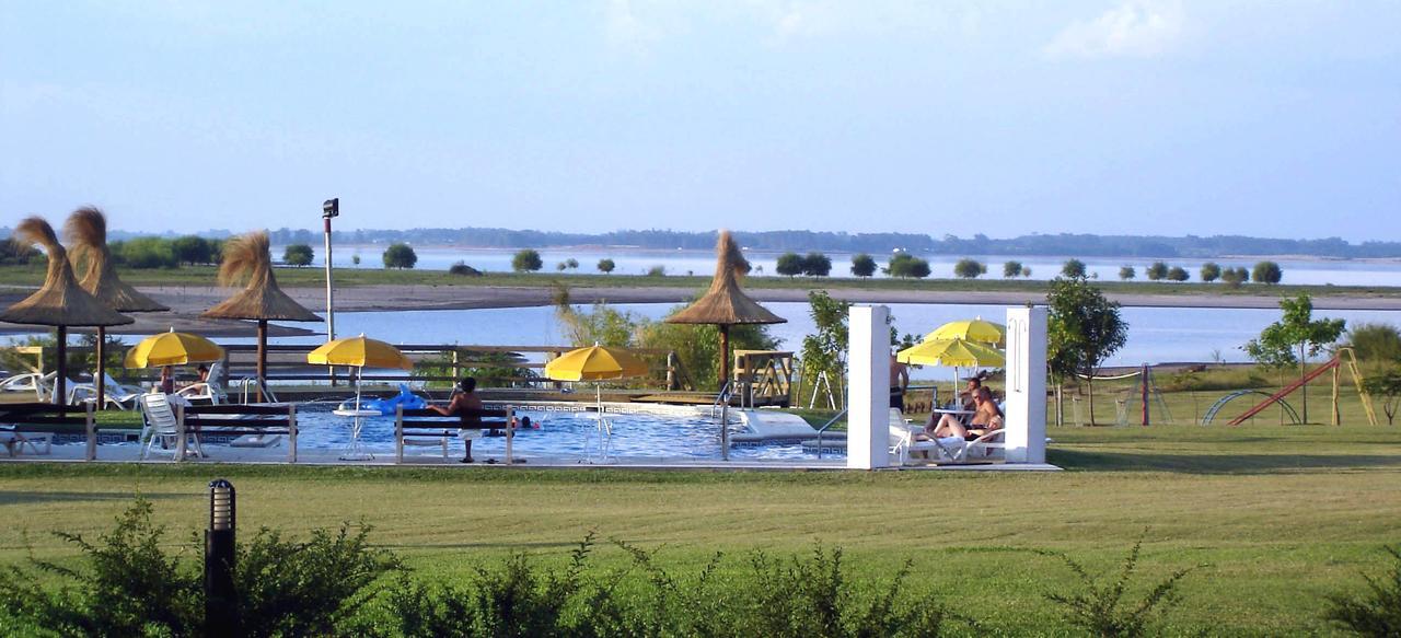 Terrazas De La Costa Aparthotel Federación Exterior foto